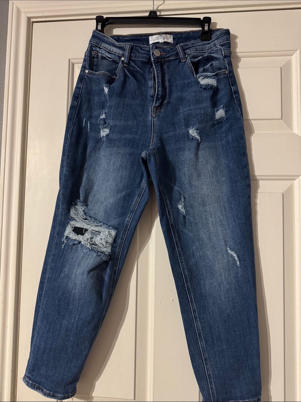 Women’s Distressed Boyfriend Jeans in Dark Blue